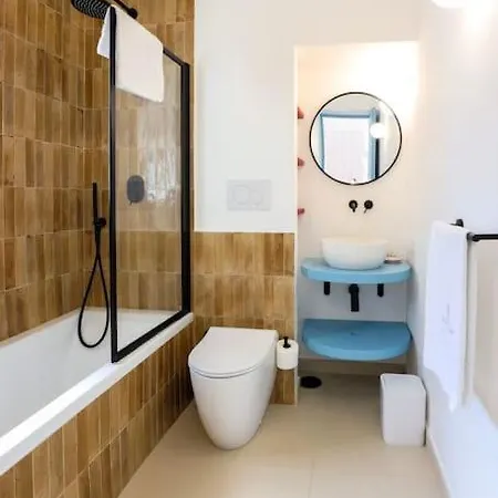 Вилла Sorrentovibes - Elegant In Infinity Pool & Design *