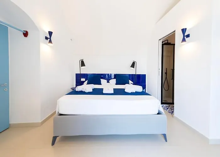 My Exclusive Italy - Elegant In Infinity Pool & Design