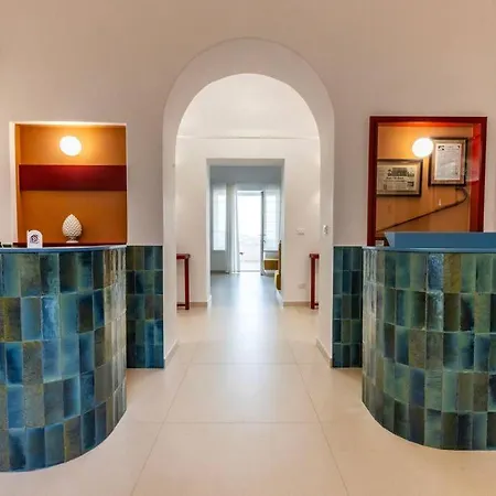 Sorrentovibes - Elegant In Infinity Pool & Design